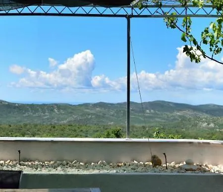 On The Rocks Frühstückspension