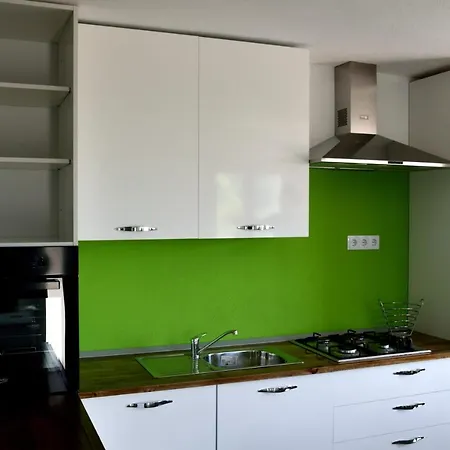 On The Rocks Blizna Donja