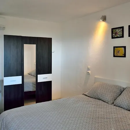 Frühstückspension On The Rocks 3*