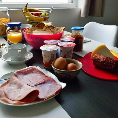 On The Rocks Frühstückspension