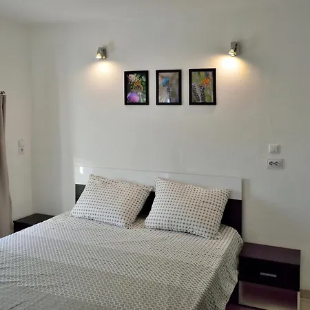 On The Rocks Blizna Donja