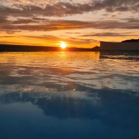 On The Rocks Blizna Donja