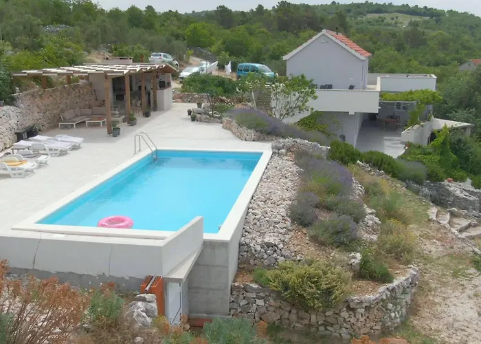 On The Rocks Blizna Donja